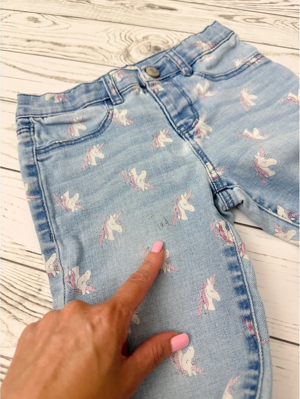 OshKosh Girls Size 7 Light Wash Unicorn Print Jeans Adjustable Waist